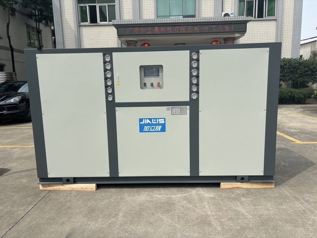 Hệ thống làm mát nước nước Shell Tube Condenser R22/R407C Máy điều khiển vi xử lý chất làm mát 5-300KW
